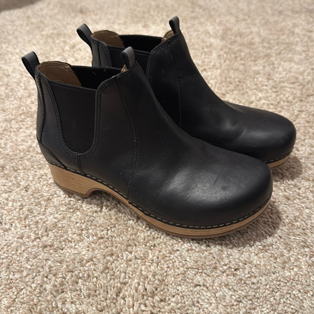 Dansko Becka Clog. Black leather